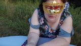 Follando en el campo - sexo ruso al aire libre snapshot 13