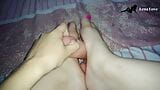 ハメ撮り：義理の妹が手コキと足コキをする snapshot 9