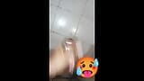 Chico indio se corre en cuarto de baño por caliente pene aceitado snapshot 1