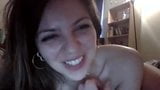 La primera vez de una chica en la webcam snapshot 7