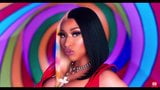 Суперобрезка Nicki Minaj - Trollz (без звука) snapshot 5
