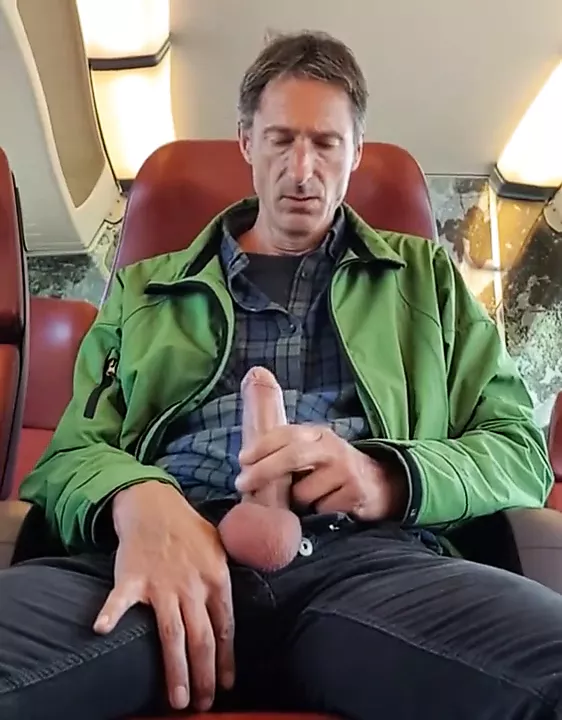tired of Grindr mature makes video on train