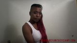 Gogo fukme en Brandi Sweets in interraciale femdom -actie snapshot 2