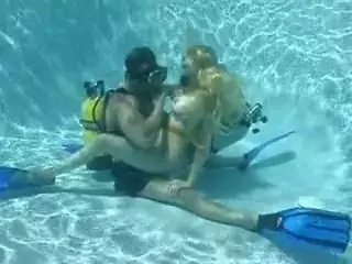 Underwater Sex 10 ni onlayn tomosha qiling