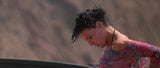 Lori Petty, Julie Michaels, brune inconnue - 'point break' snapshot 1