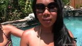 Lesbian eboni bermain pepek tepi kolam snapshot 3