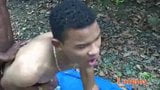 Twink Latinos, die im Wald eifrige Hintern graben snapshot 9