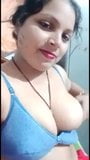 Quente indiana bhabhi grava seu vídeo de nudez para amante snapshot 6