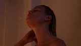 Tania Saulnier: Sexy Shower Girl - Smallville (English) snapshot 3