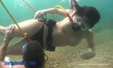 Daisy Duxxx Hooka-Hure unter Wasser snapshot 3