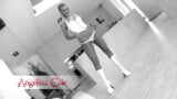 Angelina Cole, česká blonďatá kráska a Choky Ice & Mugur, sexy oblečení, boty, bikiny, přirozeně sexy anální děvka, ukázka #1 snapshot 1