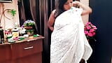 Indian Housewife Saree Show 1 snapshot 11