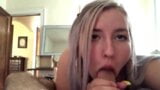 Wunderschone Blondine will nichts weiter als Sperma essen snapshot 3