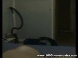 Пара трахается в спальне в домашнем любительском видео snapshot 10