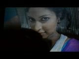 Amala Paul ahh..dark neck.soothadikanumdi unna.. snapshot 4