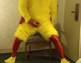 Kostium kurczaka na krześle snapshot 7