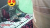 Красивый секс деревенского бхабхи, видео перед скрытой камерой, горячая сексуальная молодая бхабхи трахает киску snapshot 1
