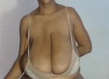 Maduras enormes tetas naturales, primer plano amateur snapshot 1