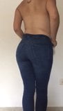 Heather in neuen Jeans snapshot 1