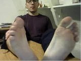 Różne proste stopy facetów na kamerze internetowej snapshot 7