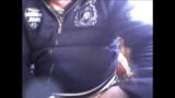 Opa streichelt vor der Webcam snapshot 4