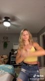 TikTok slut snapshot 4