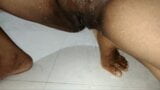 Indian solo girl’s pussy snapshot 4