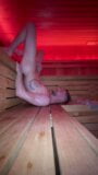 Ragazzo tedesco nella sauna pubblica, auto facciale che mangia sborra, sega muscolare, piccolo cazzo, grosso cazzo, masturbazione di fronte alle persone snapshot 5