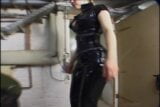 World latex bdsm world (film complet) snapshot 8