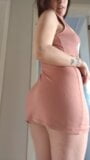 Une latina change de robe et montre sa chatte snapshot 5