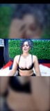 Une maman sexy montre ses seins snapshot 5