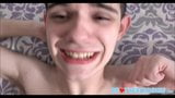 Twink fratellastro scopata dal fratello maggiore per aver preso la macchina snapshot 12