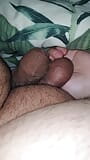 सौतेली माँ हैण्डजॉब सौतेला बेटा बिस्तर में लंड snapshot 2