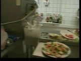 Francesa rubia folla en la cocina snapshot 2