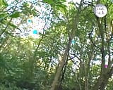 Szczupła i dzika niemiecka laska dostaje dwa twarde kutasy w środku lasu snapshot 14