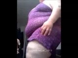 SSBBW in un vestito viola gioca con la sua pancia gigante snapshot 3