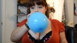 Amateur bbw raver thổi bóng bay tại amateurporn.com snapshot 2