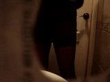 Crossdresser en el baño de mujeres snapshot 3