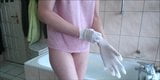 Cleaning the bathtub and farting in her panties snapshot 1