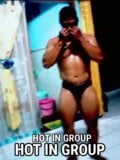 Bodybuilder indonesiano posa nuda e si masturba snapshot 7