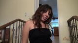 Heißes Latina-Schätzchen Luna Leve sexy strippen und fingern, Masturbation snapshot 4