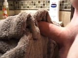 Edging in a Towel snapshot 1