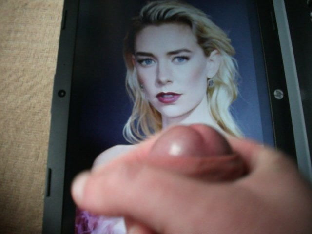Vanessa Kirby Naked