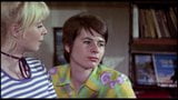 Young Seducers - Blutjunge Verfuehrerinnen (1971) snapshot 11