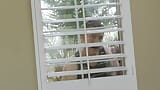 Window Creeper cattura la formosa ragazza asiatica video sexting al fidanzato snapshot 3