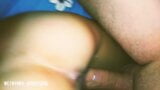 Buceta adolescente super molhada fodida por close-up de pau enorme snapshot 4