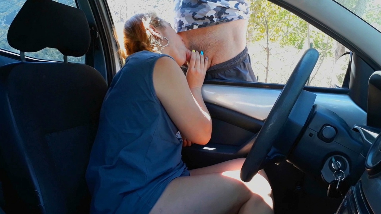 milf blonde drove a stranger and gave a blowjob PUBLIC 