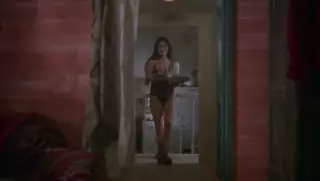 Kop odamlar navbat bilan jojani sikishadi (porno)