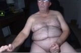 Opa komt klaar op webcam snapshot 7