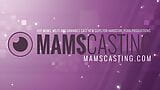 Mann fickt unsere heißesten Casting-Mams snapshot 1